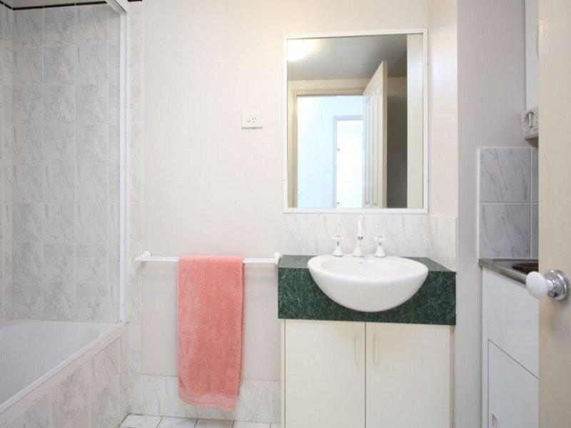 5/90-92 Racecourse Road, Ascot QLD 4007