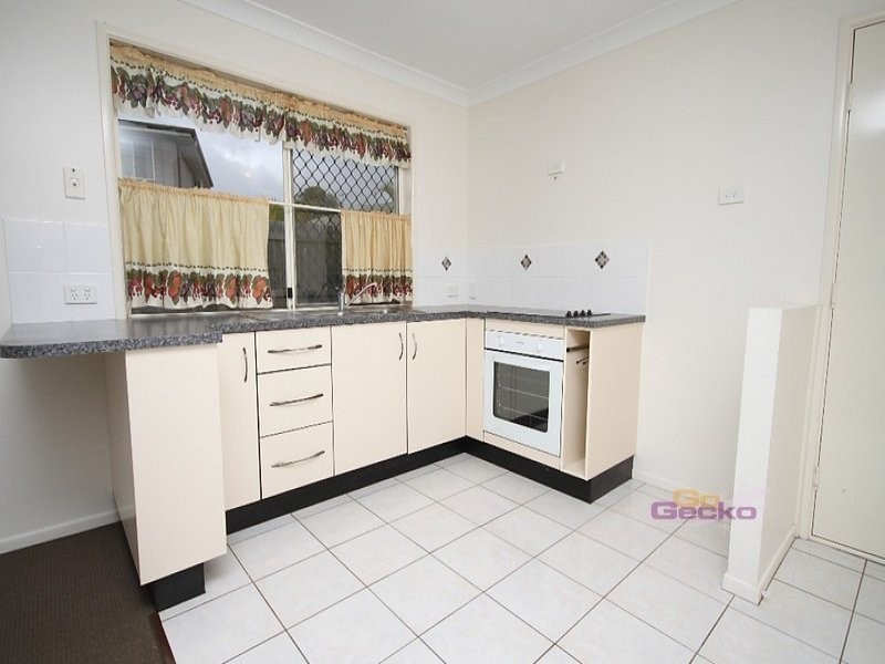 2/4 Bunbury Street, Murrumba Downs QLD 4503