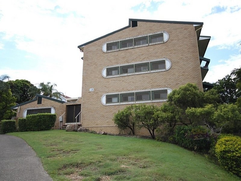 2/30 Whish Street, Windsor QLD 4030