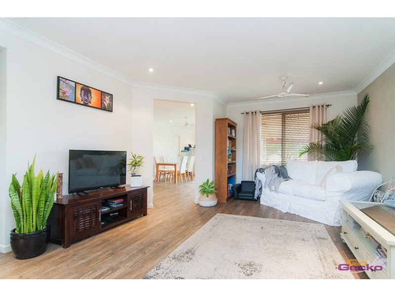 5 Summit Court, Warner QLD 4500