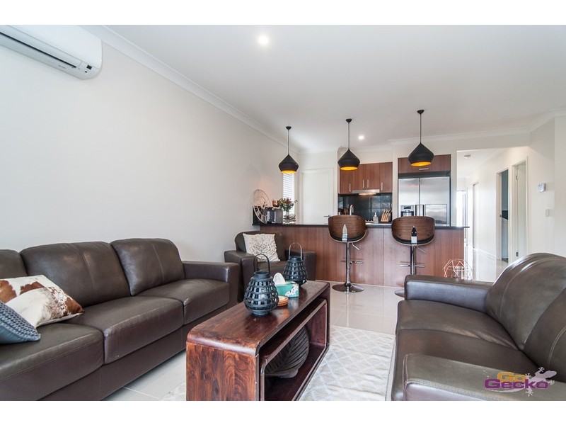 48 Halpine Parade, Warner QLD 4500