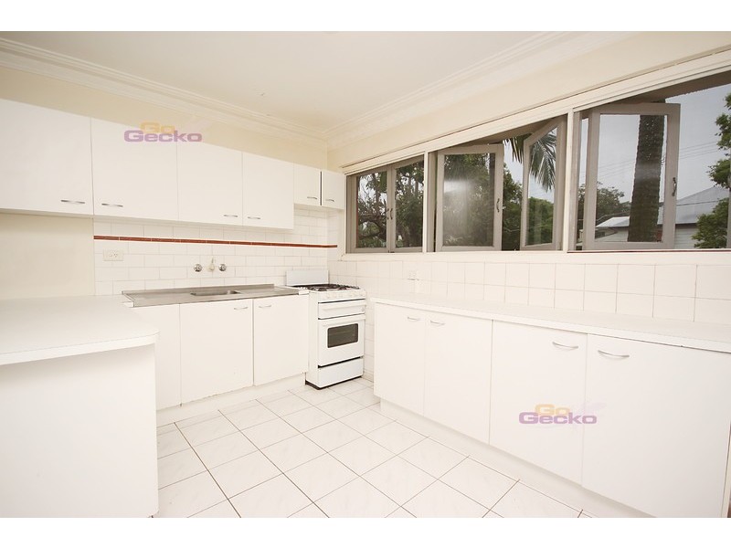 4/52 Miles Street, Clayfield QLD 4011