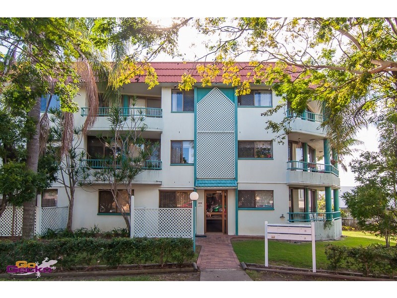 2/11 Kidston Terrace, Chermside QLD 4032