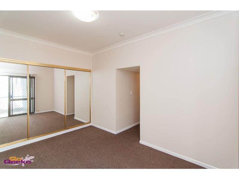 2/11 Kidston Terrace, Chermside QLD 4032