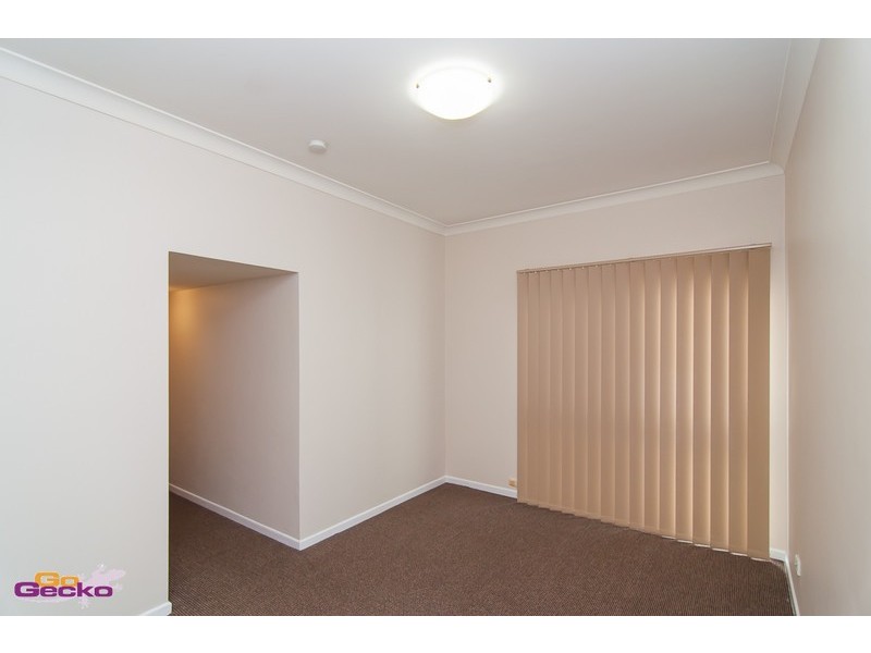 2/11 Kidston Terrace, Chermside QLD 4032