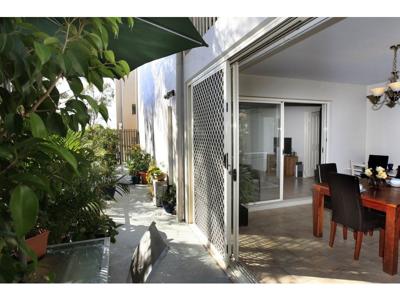 1/5 Whytecliffe Street, Albion QLD 4010