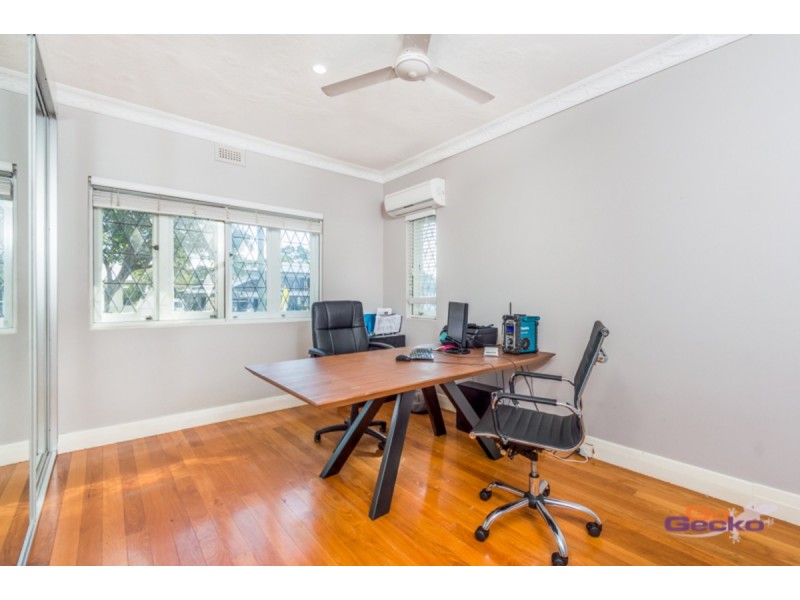 213 Shaw Road, Wavell Heights QLD 4012