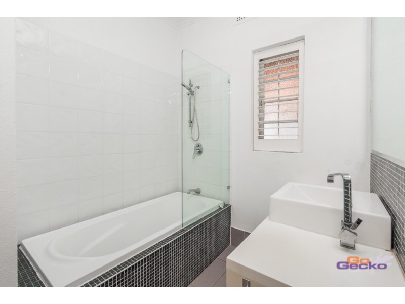 213 Shaw Road, Wavell Heights QLD 4012