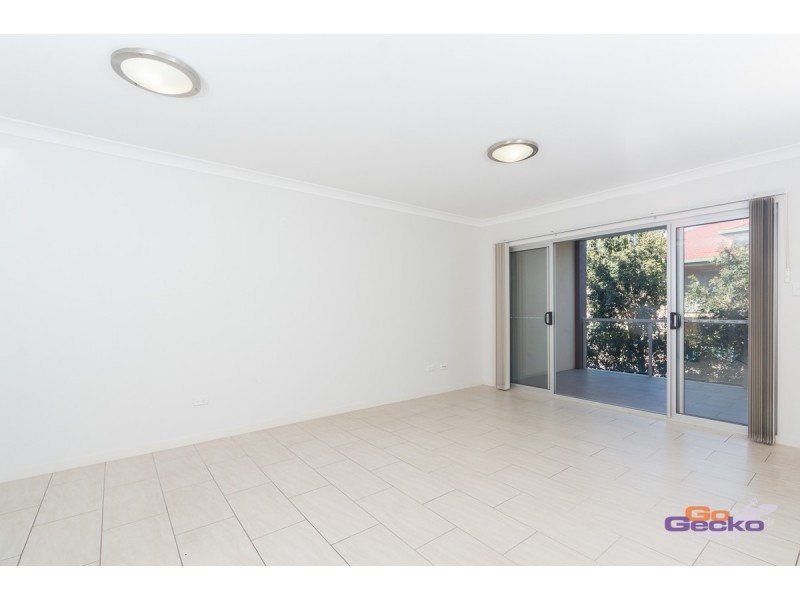 2/42 Rode Road, Wavell Heights QLD 4012