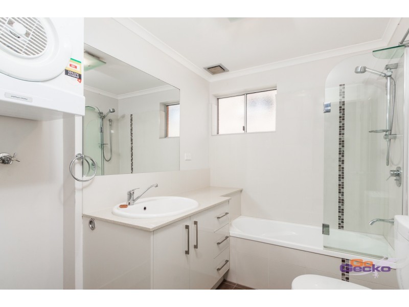 2/42 Rode Road, Wavell Heights QLD 4012