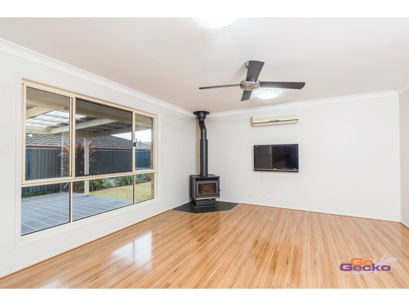 13 Morgan Road, Albany Creek QLD 4035