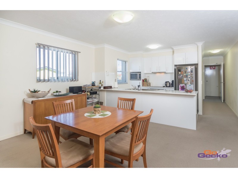2/3 Amisfield Avenue, Nundah QLD 4012