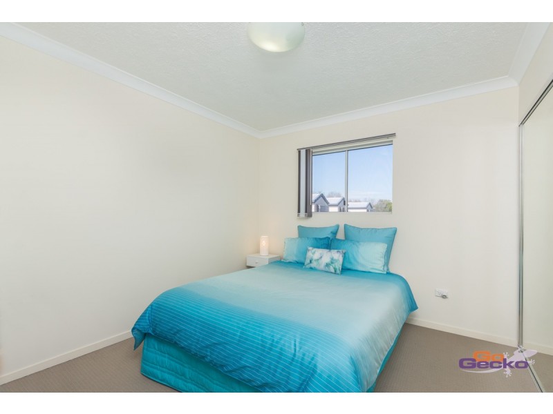 2/3 Amisfield Avenue, Nundah QLD 4012