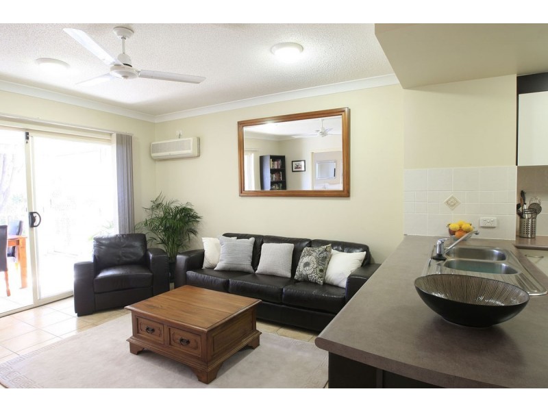 1/5 Whytecliffe Street, Albion QLD 4010