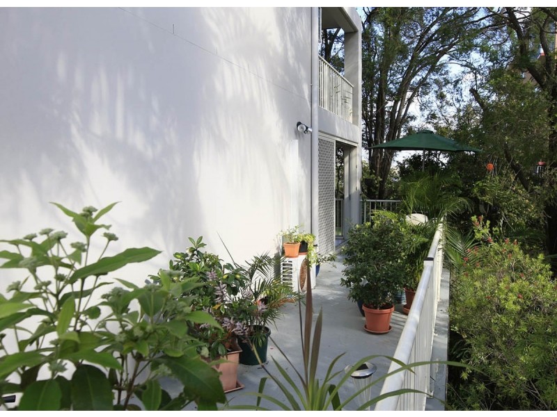 1/5 Whytecliffe Street, Albion QLD 4010