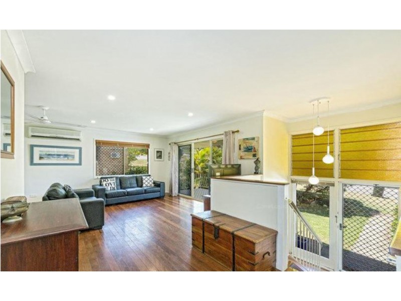 18 Gable Street, Stafford Heights QLD 4053