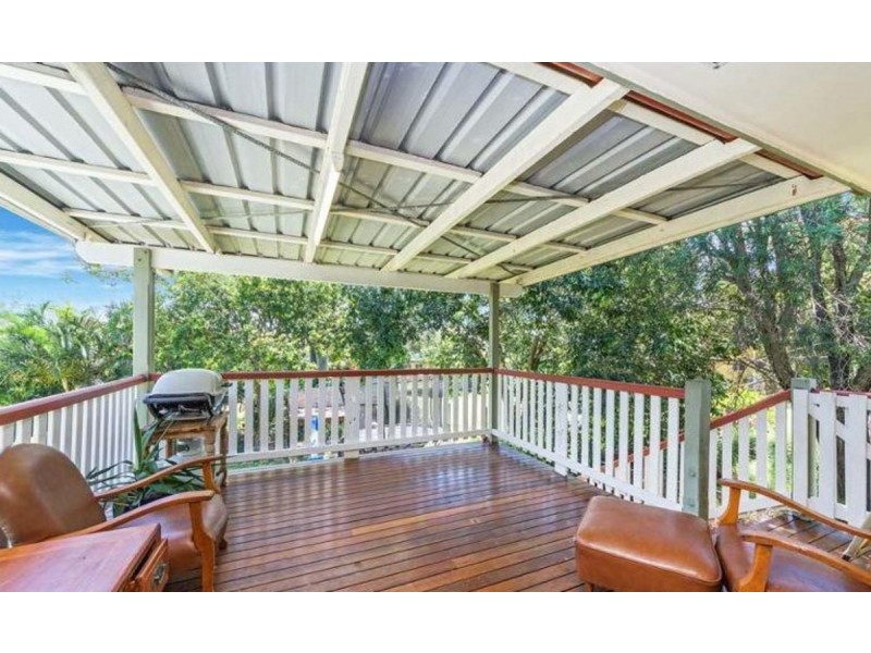 18 Gable Street, Stafford Heights QLD 4053