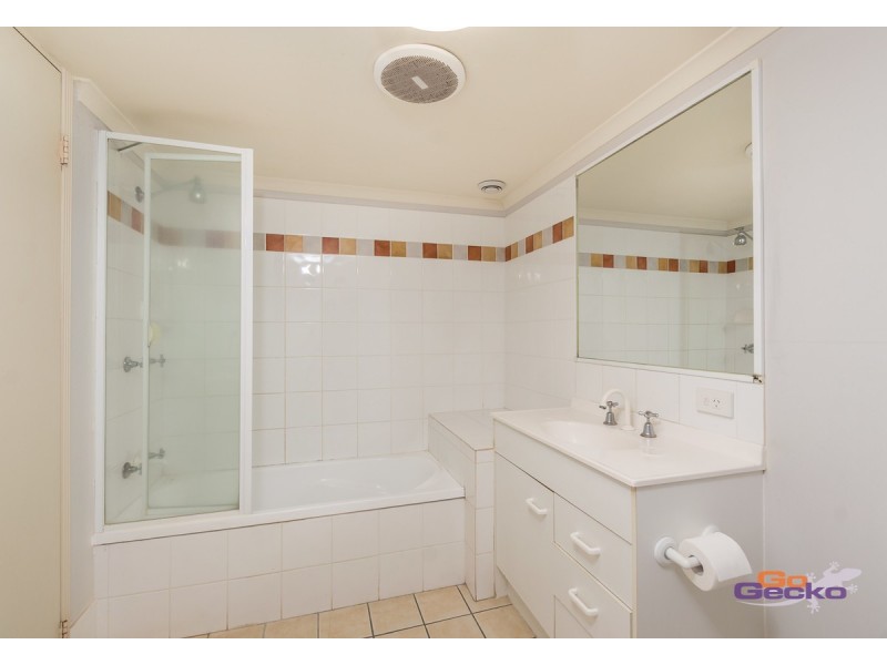 2/15 Cameron Street, Nundah QLD 4012