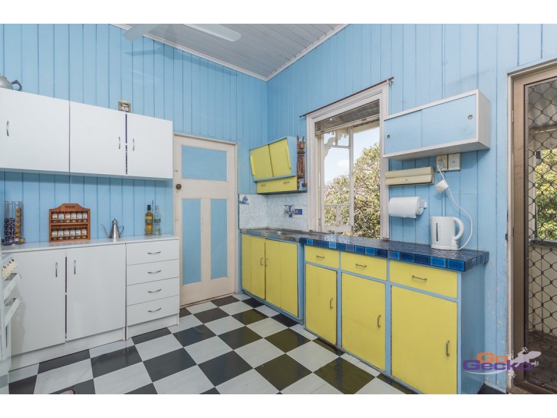 190 Days Road, Grange QLD 4051