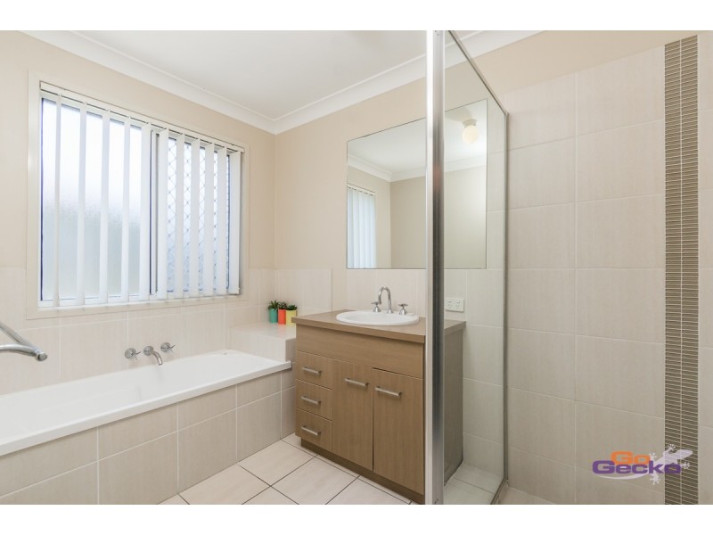 37 Cyperus Crescent, Carseldine QLD 4034