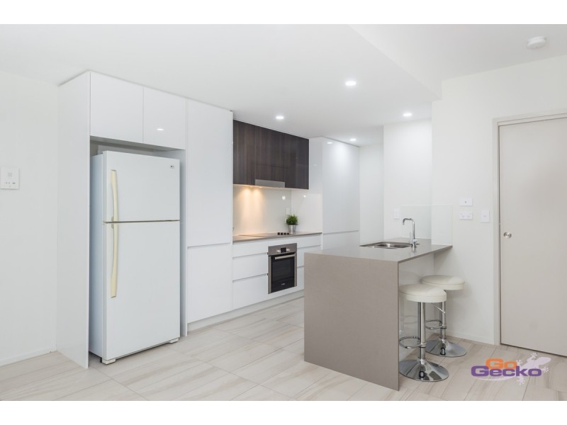 406/8 Hunt Street, Hamilton QLD 4007