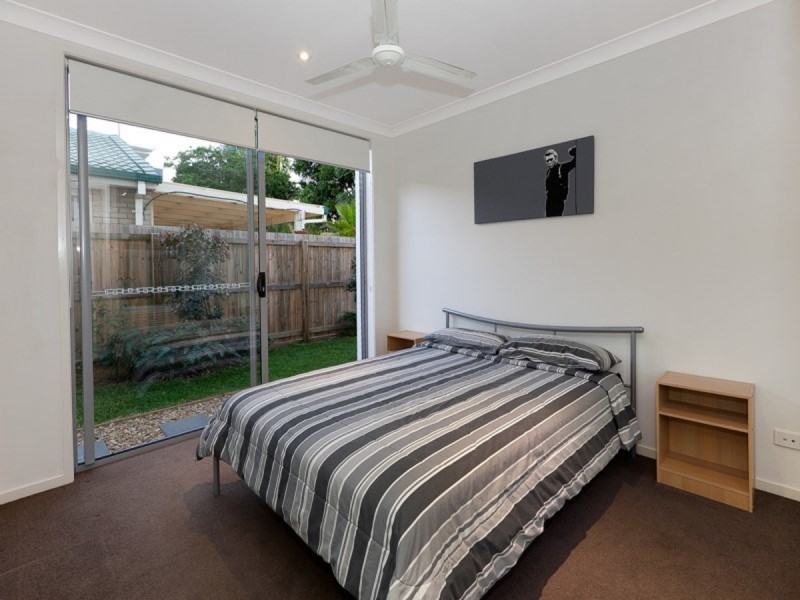 1/32 Windsor Street, Hamilton QLD 4007