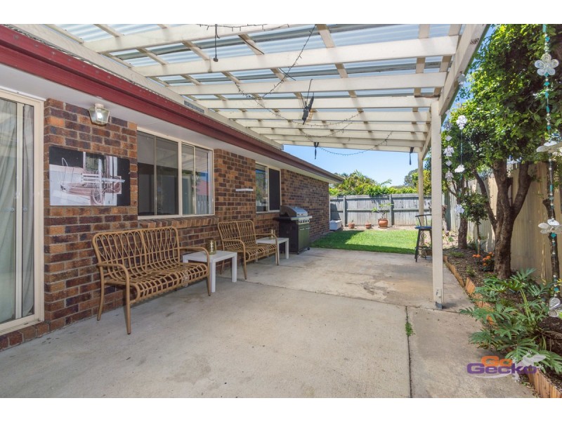 27 Manitoba Place, Wavell Heights QLD 4012