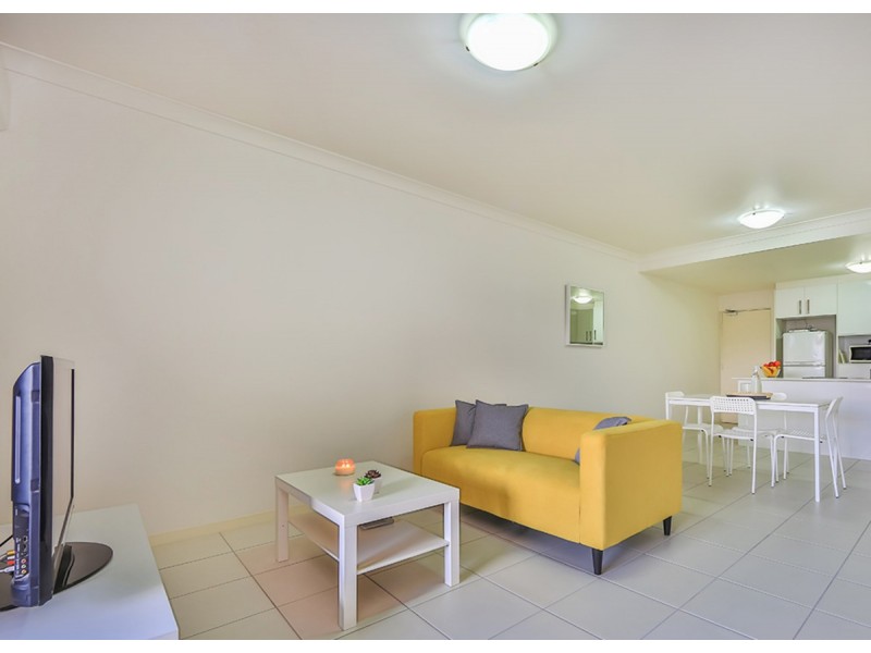 4/271 Melton Road, Northgate QLD 4013
