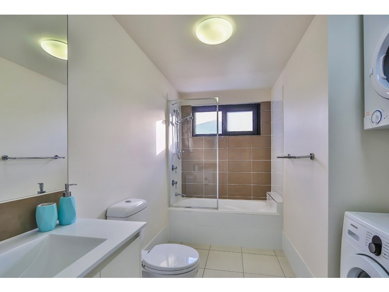 4/271 Melton Road, Northgate QLD 4013