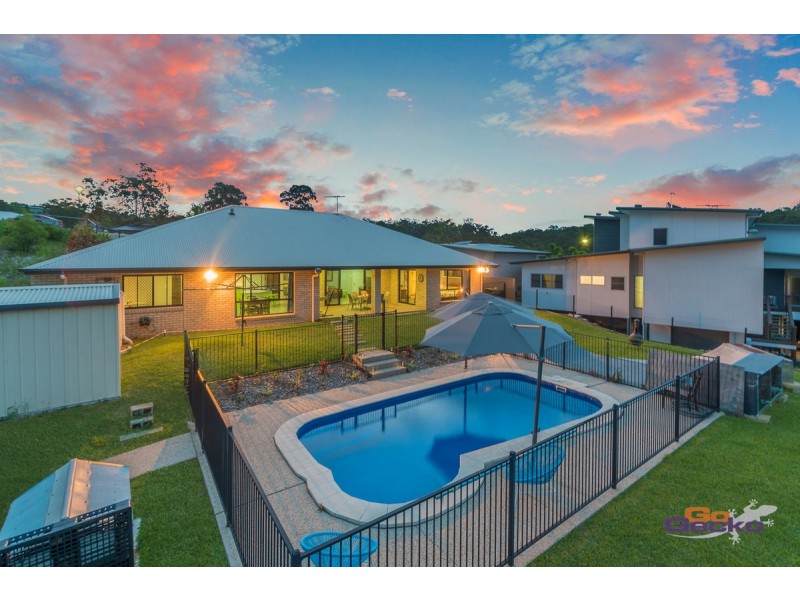 6-8 Claire Close, Cashmere QLD 4500