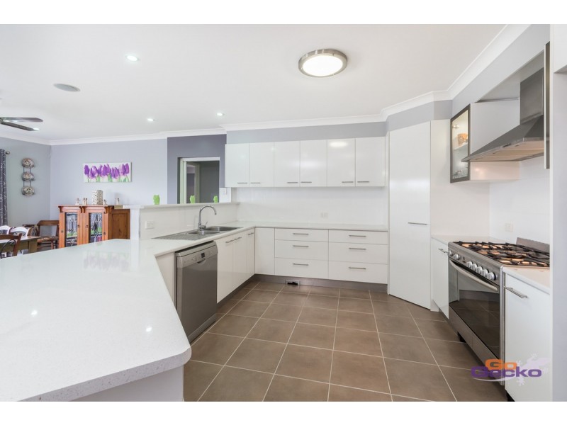 6-8 Claire Close, Cashmere QLD 4500