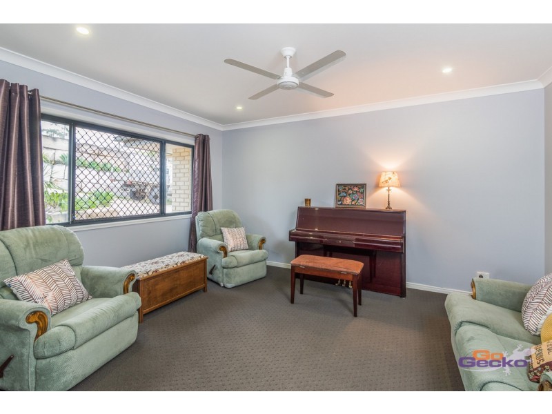 6-8 Claire Close, Cashmere QLD 4500