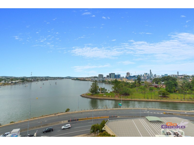 406/8 Hunt Street, Hamilton QLD 4007