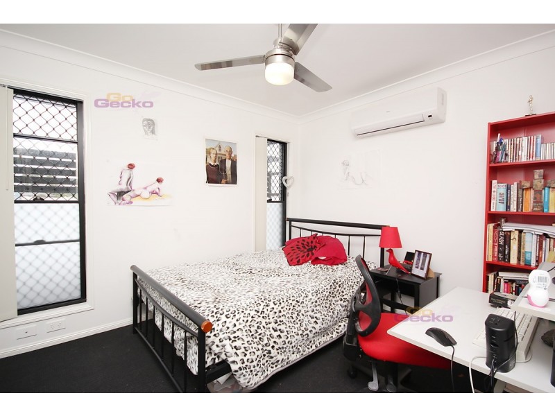 8 Tomaree Lane, Fitzgibbon QLD 4018