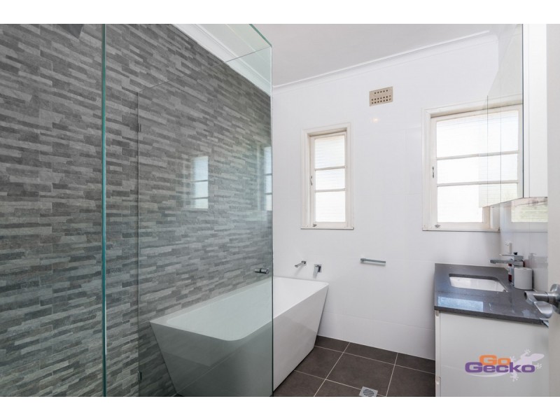 120 Hamilton Road, Wavell Heights QLD 4012