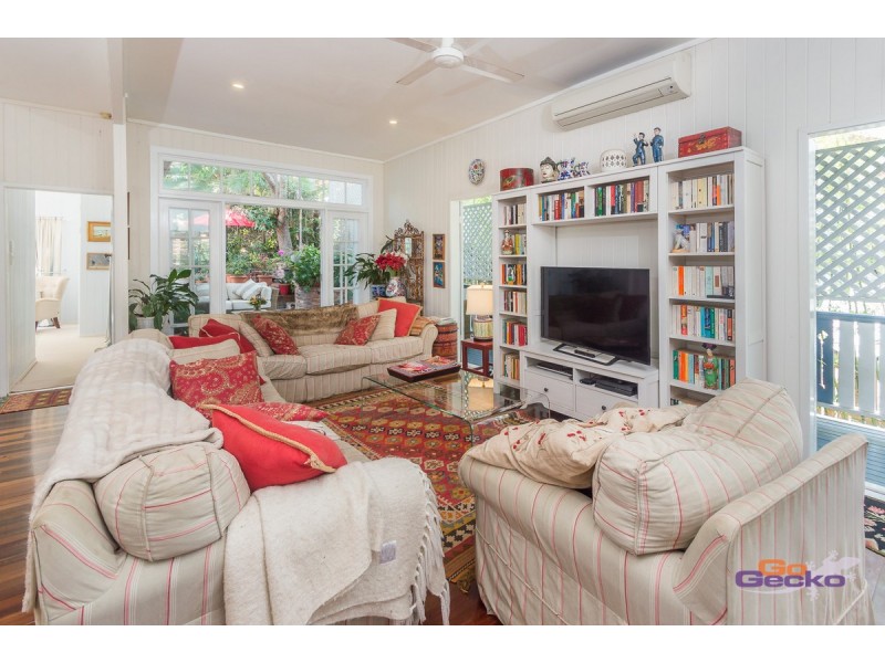 63 Gerler Street, Bardon QLD 4065