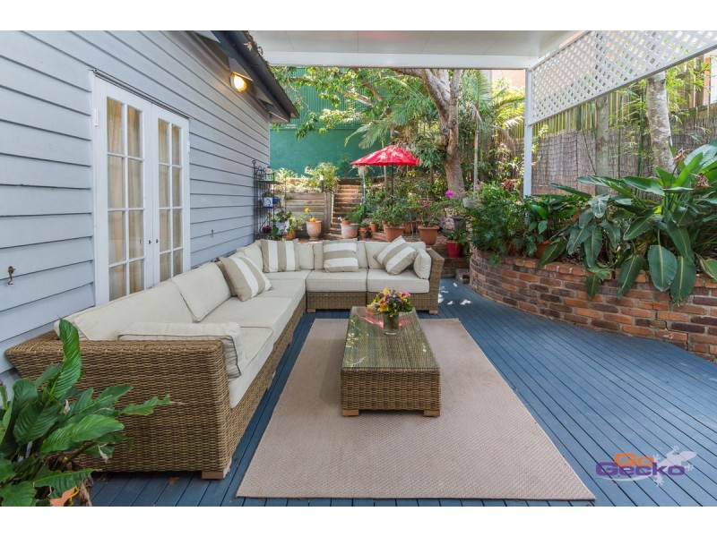 63 Gerler Street, Bardon QLD 4065