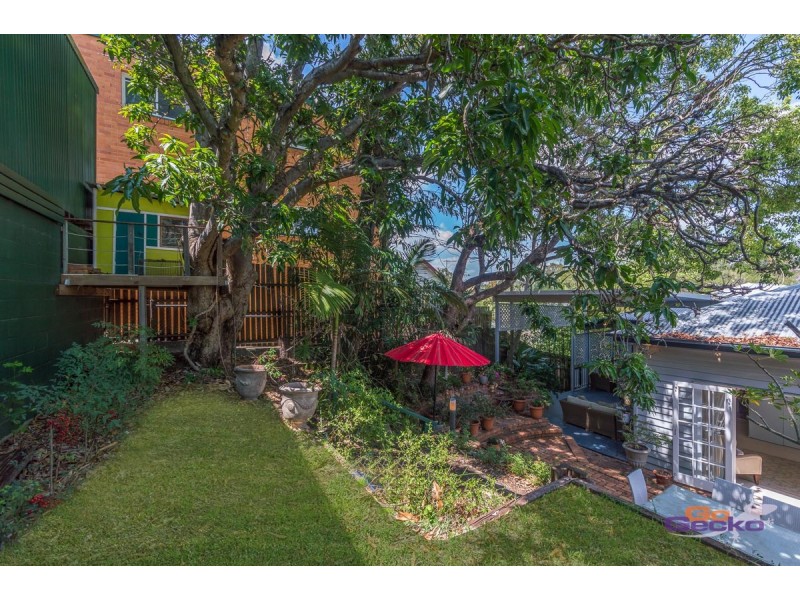 63 Gerler Street, Bardon QLD 4065