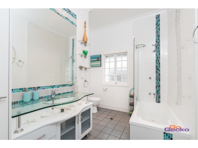 8 Hayden Street, Nudgee QLD 4014