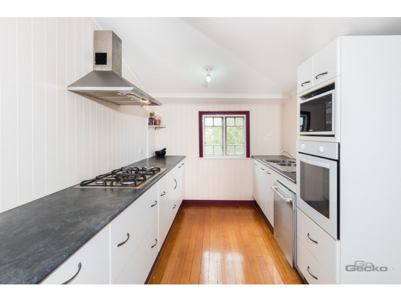 18 Silvan Road, Deagon QLD 4017