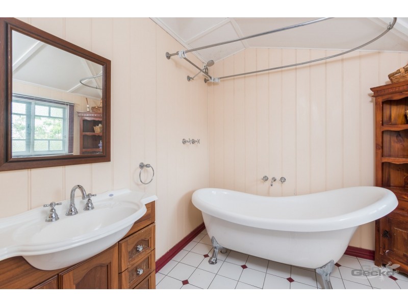 18 Silvan Road, Deagon QLD 4017