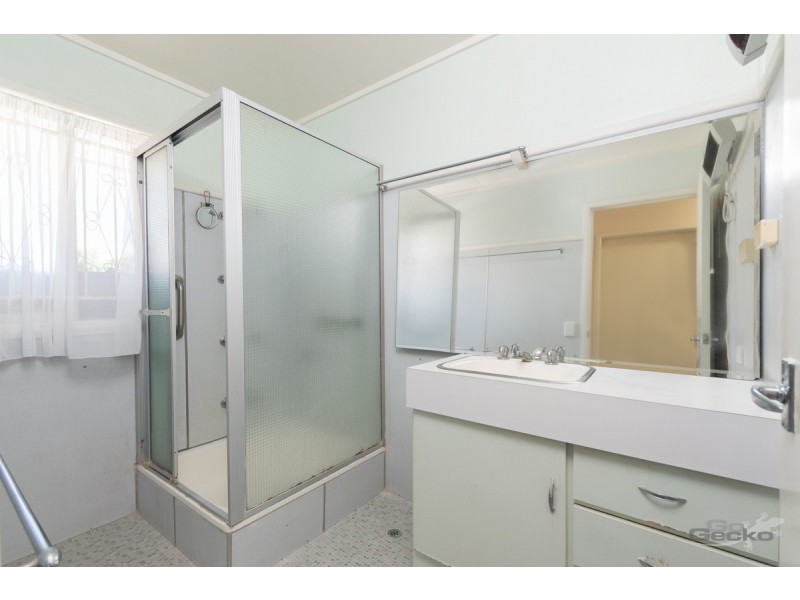 4 Renita Street, Aspley QLD 4034