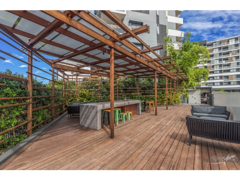 813/16 Aspinall Street, Nundah QLD 4012