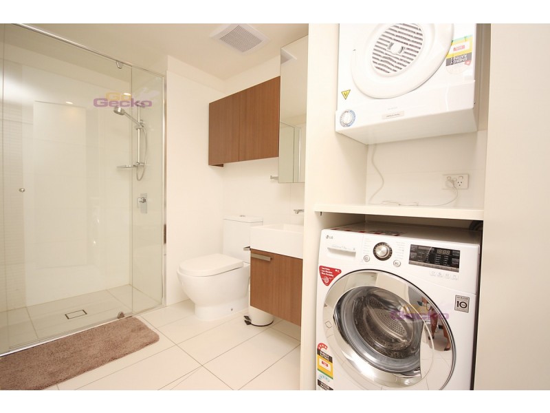 809/1 Aspinall Street, Nundah QLD 4012