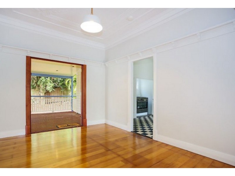 34 Main Avenue, Bardon QLD 4065