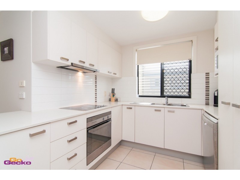 2/29 London Street, Nundah QLD 4012