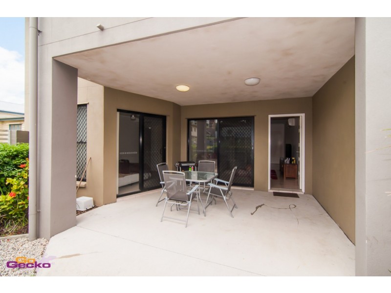 2/29 London Street, Nundah QLD 4012