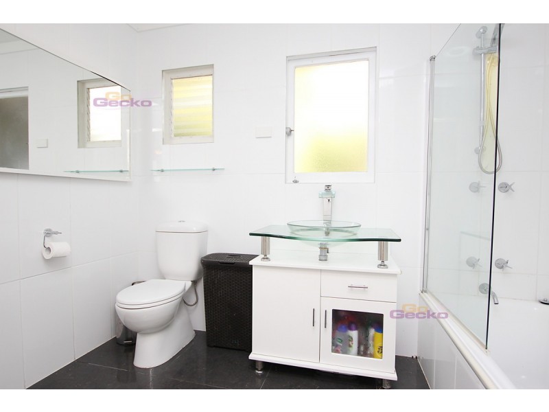 15 Gerald Avenue, Clontarf QLD 4019