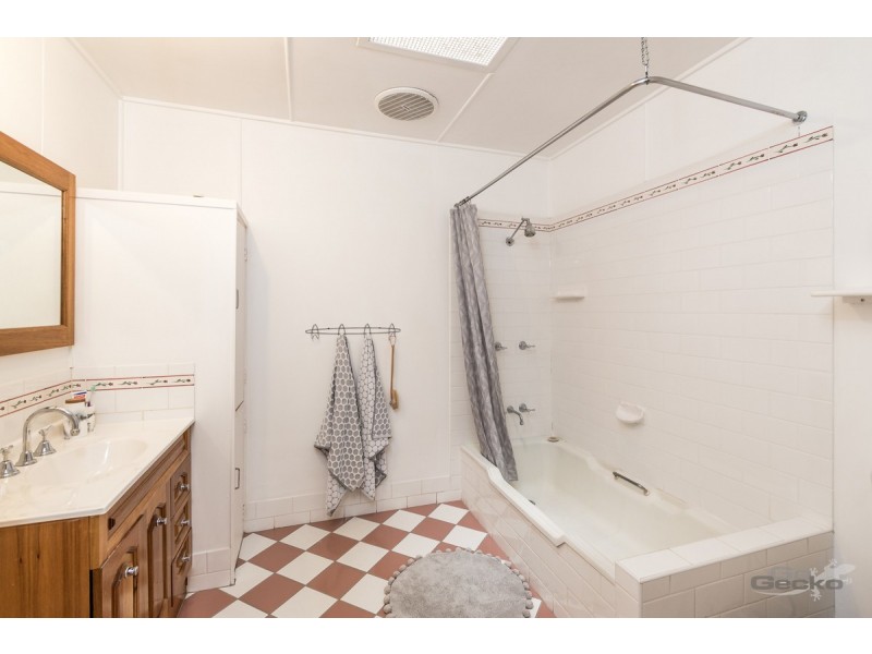 23 Parkham Avenue, Wavell Heights QLD 4012