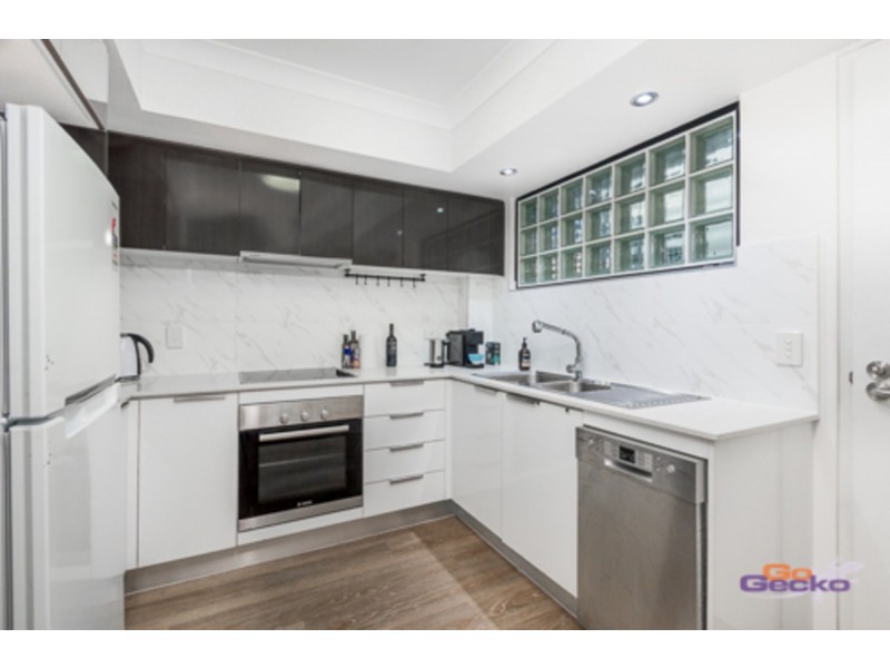 3/5 Robinson Road, Nundah QLD 4012